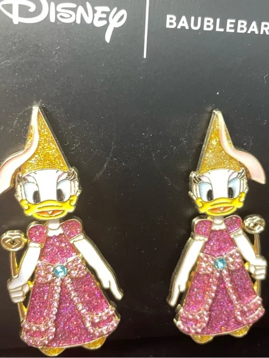 NEW IN BOX Disney BaubleBar Daisy Duck Sparkling Princess Earrings - Picture 2 of 3